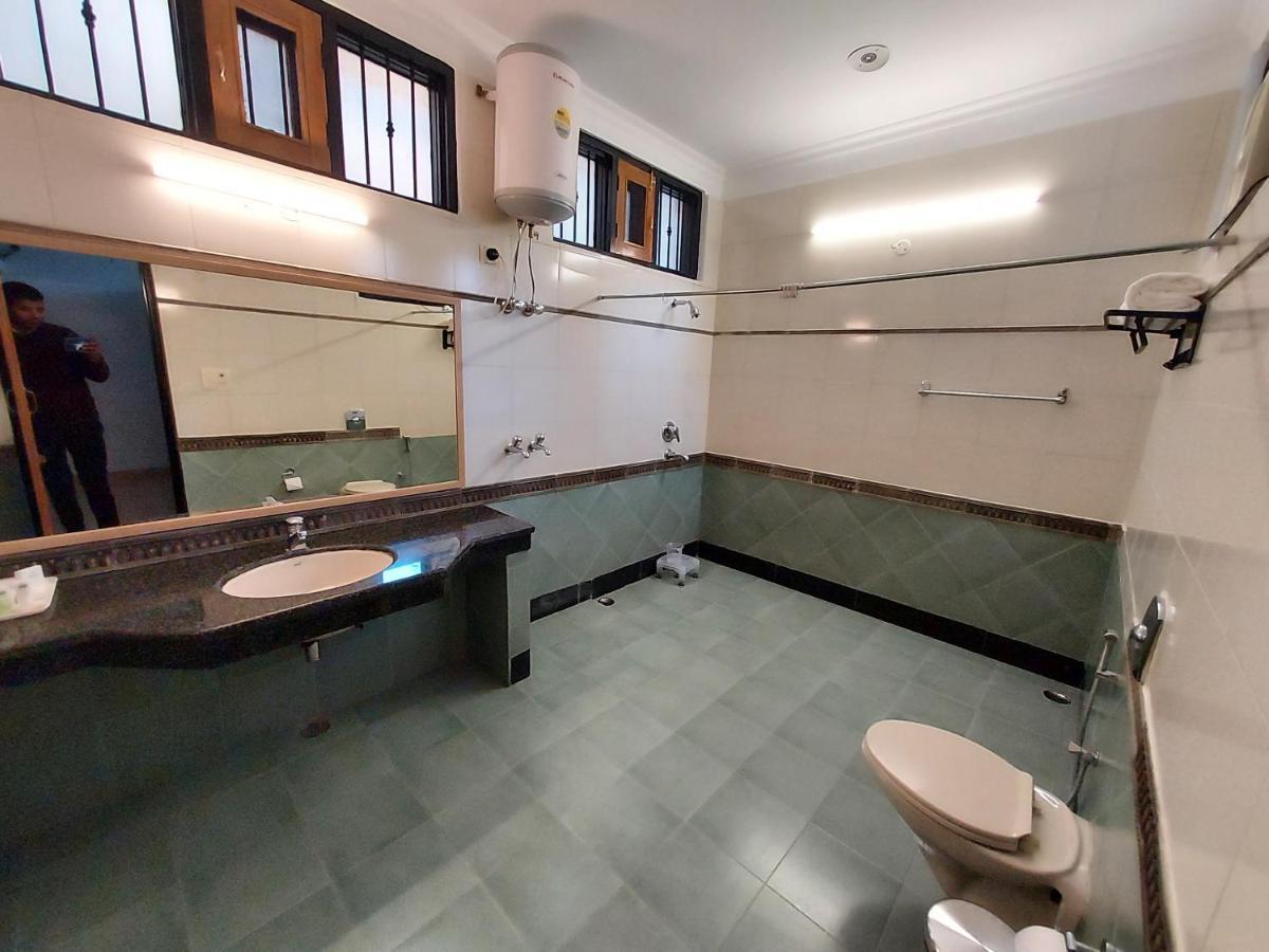 Mehar Villa 3Bhk With Private Cook, Garden, Views Kasauli Extérieur photo