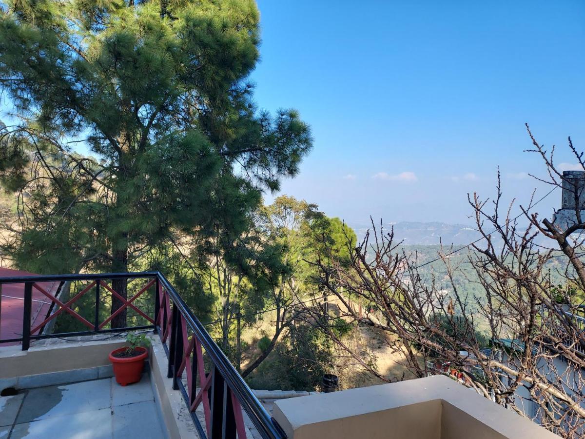 Mehar Villa 3Bhk With Private Cook, Garden, Views Kasauli Extérieur photo