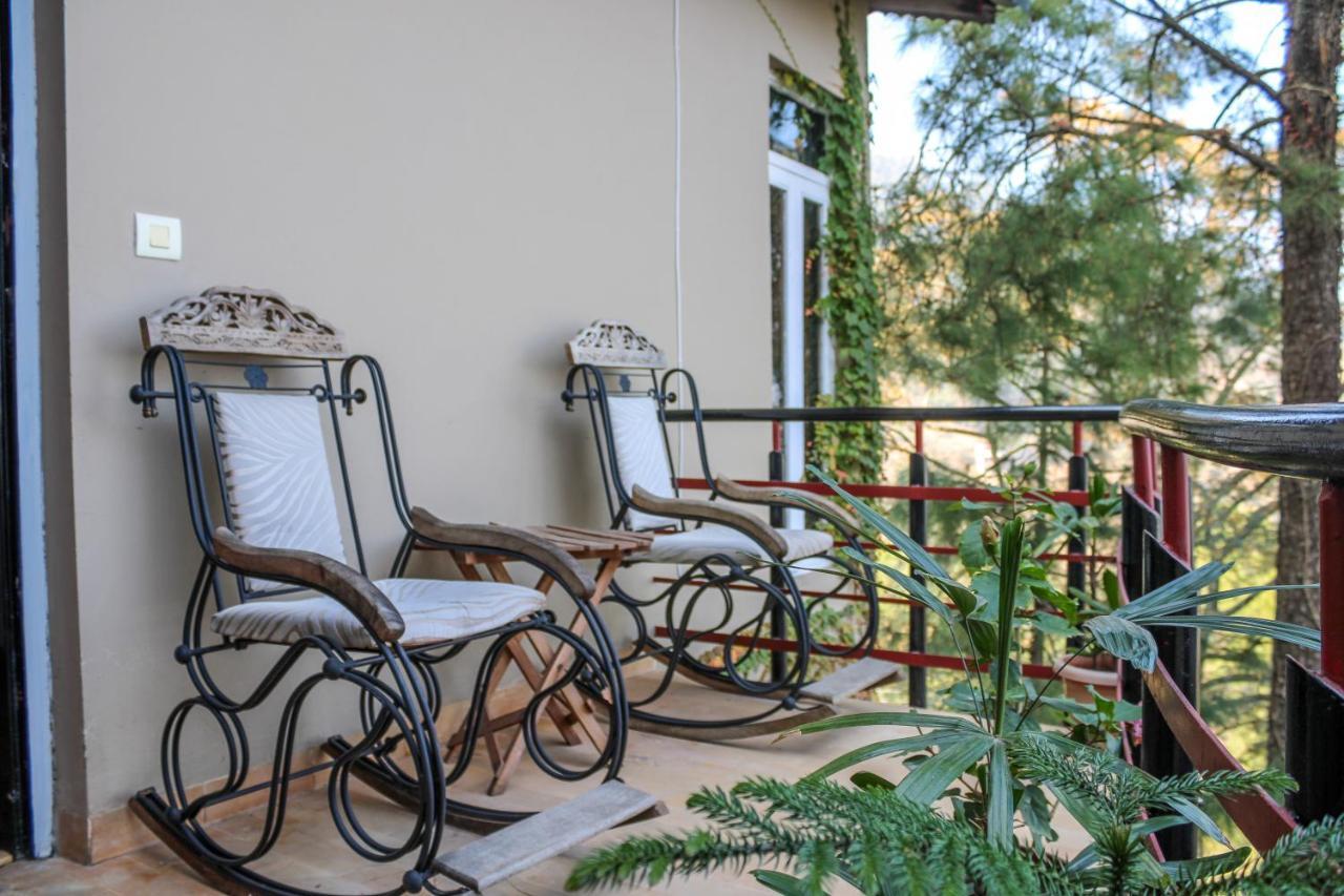 Mehar Villa 3Bhk With Private Cook, Garden, Views Kasauli Extérieur photo
